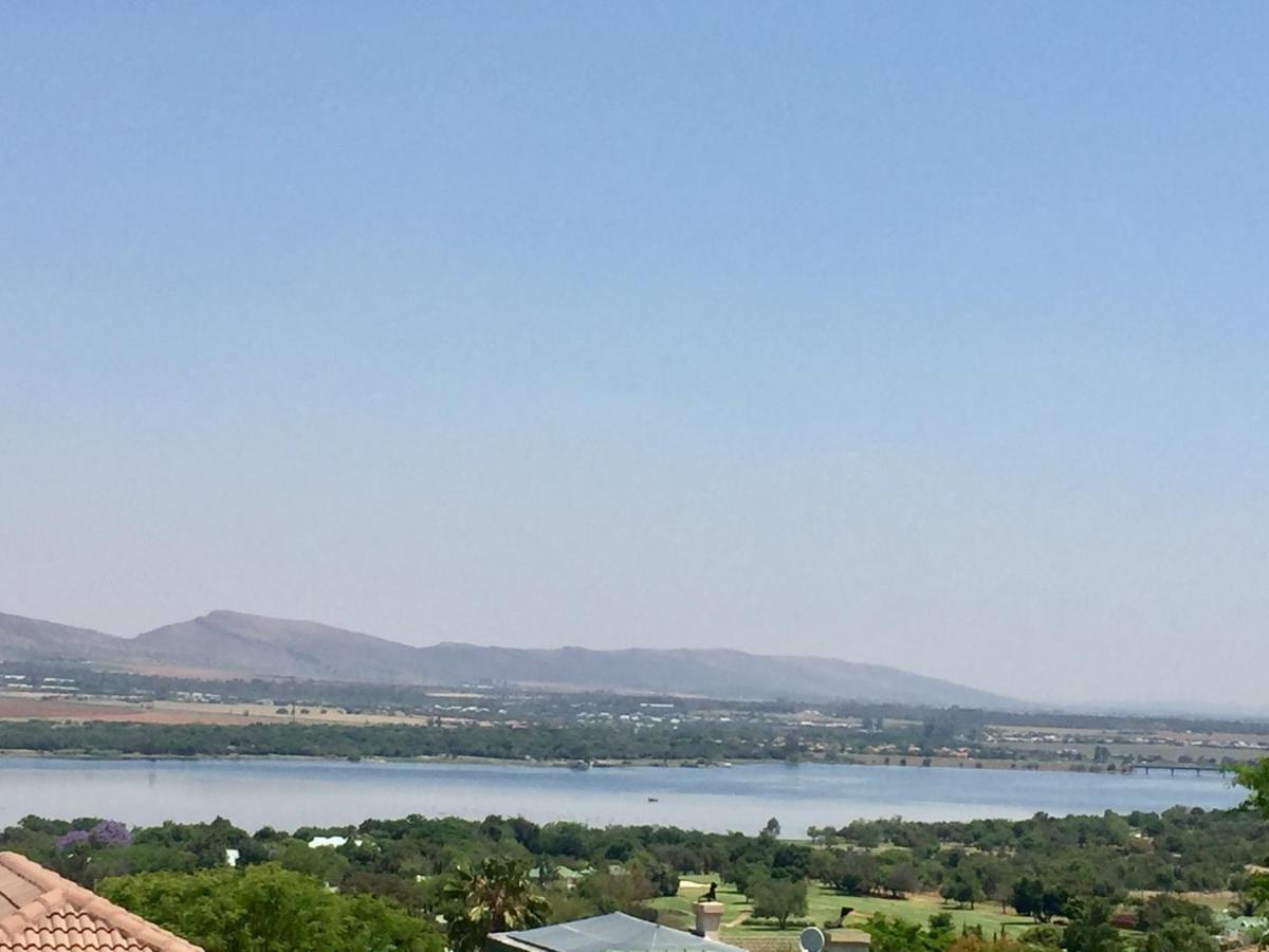 Re-Union Vacations Hotel Hartbeespoort Eksteriør billede
